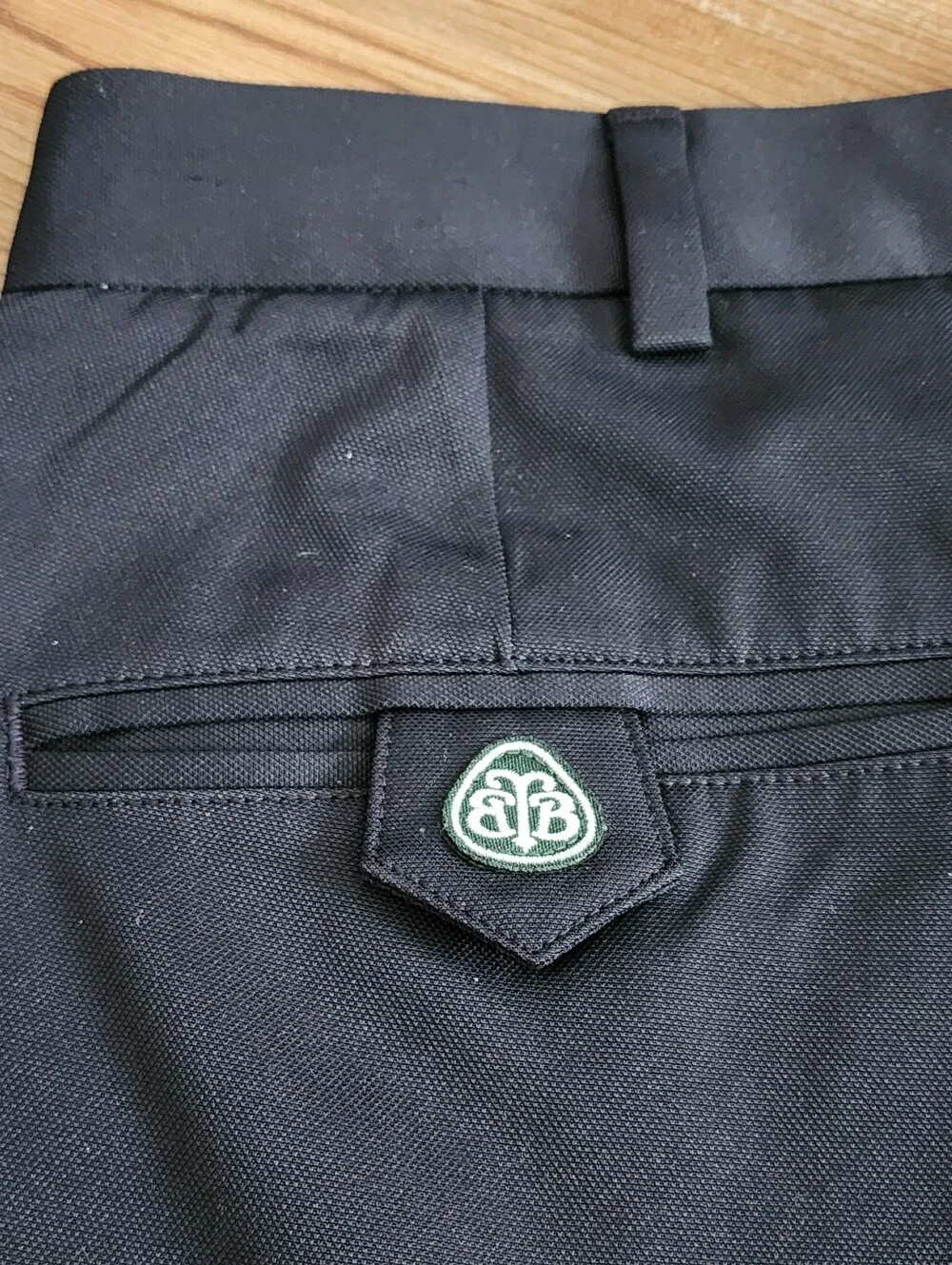 Brooks Brothers Shorts Men's 38 Navy Blue Prosport Pleated Front